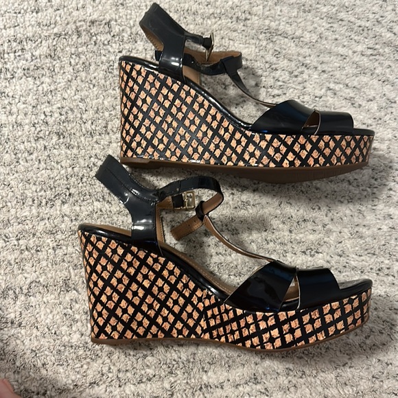 Clarks Wedges ❤️😍 - Picture 3 of 5